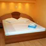 Andronic 3*
